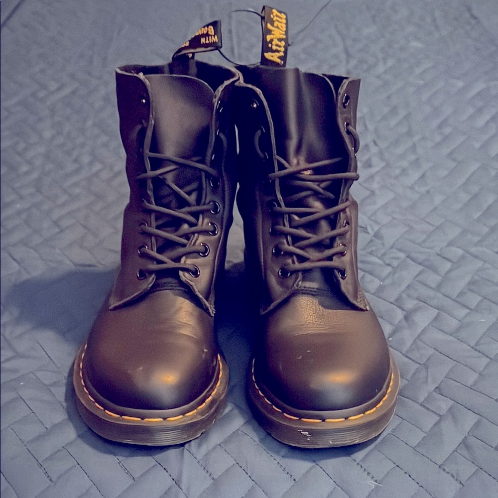 Dr. Martens Pascal size 9 Black Combat Boots with Goodyear Welt NWOT never worn